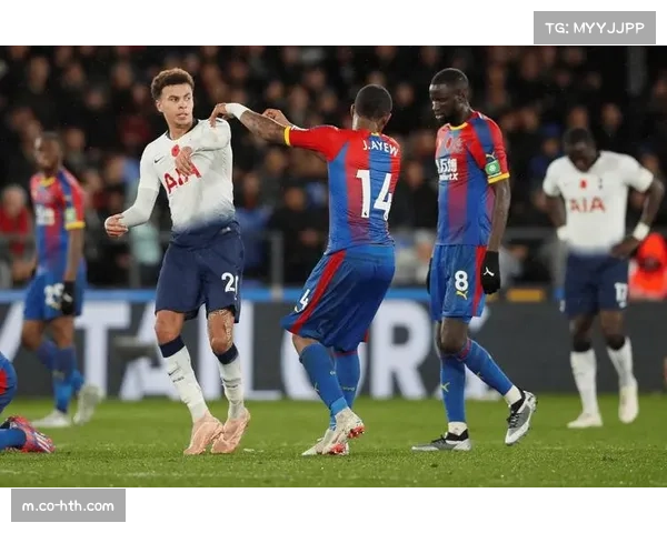 水晶宫三中卫体系稳固，限制热刺边路传中效果明显